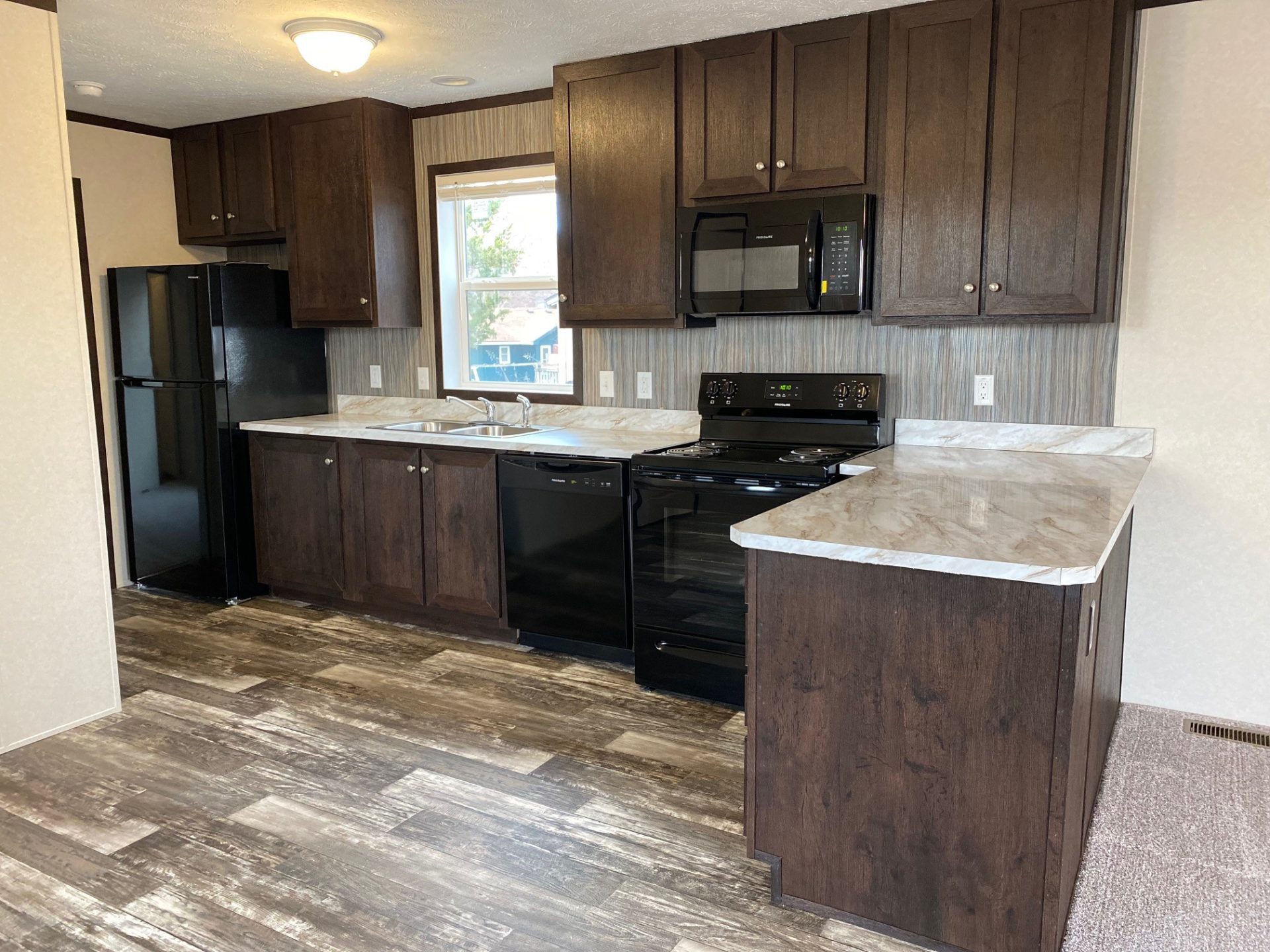 17311 E US Hwy 40 Lot B25 Independence 64055 MO Independence MO 64055