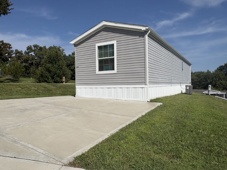 Gallery for 17311 E US Hwy 40, 0A38 at Highland Manor Manufactured Home Community: Image 1 of 11