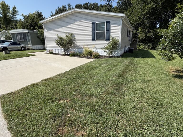 Gallery for 17311 E US Hwy 40, 0B81 at Highland Manor Manufactured Home Community: Image 1 of 14