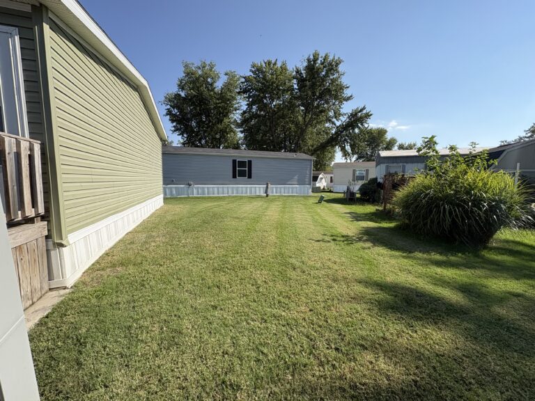 Gallery for 17311 E US Hwy 40, 0L23 at Highland Manor Manufactured Home Community: Image 1 of 18