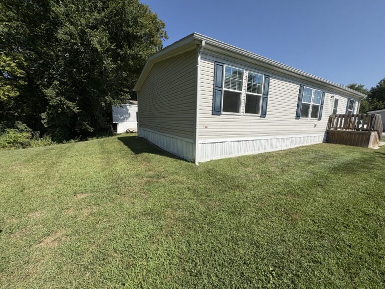 Featured Image #2 for 17311 E US Hwy 40, 0B81 at Highland Manor Manufactured Home Community