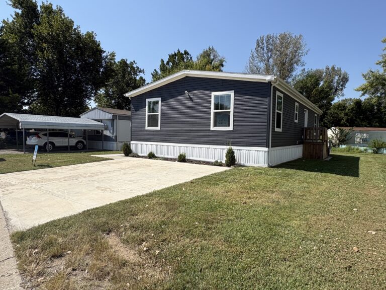 Photograph of 17311 E US Hwy 40, 0I31