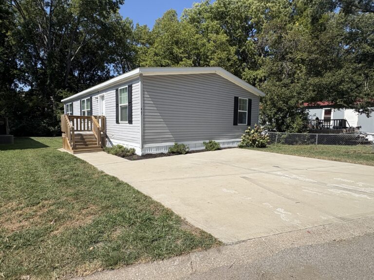 Photograph of 17311 E US Hwy 40, 0B67