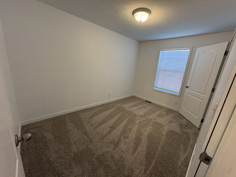 Gallery for 17311 E US Hwy 40, 0B78 at 17311 E US Hwy 40: Image 7 of 10