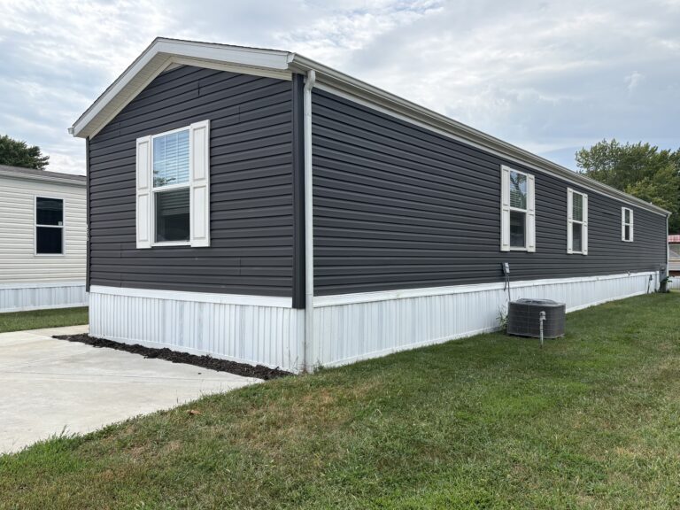 Gallery for 17311 E US Hwy 40, 0J27 at 17311 E US Hwy 40: Image 1 of 10