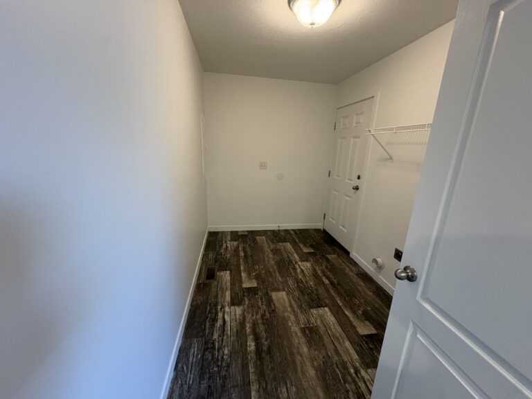 Gallery for 17311 E US Hwy 40, 0B78 at 17311 E US Hwy 40: Image 9 of 10
