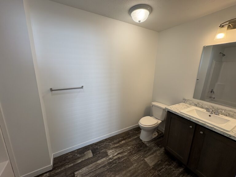 Gallery for 17311 E US HWY 40, 0B44 at 17311 E US HWY 40: Image 6 of 10